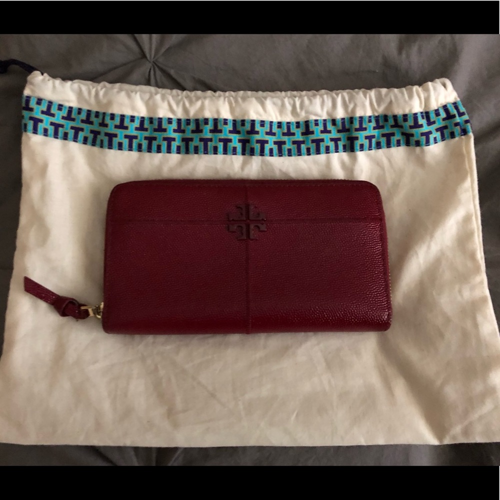 Tory Burch McGraw Zip Continental Wallet